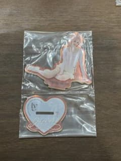 IVE 一番くじ ガウル アクリルスタンドのサムネイル