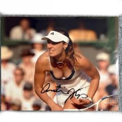 【限定】Topps マルチナ・ヒンギス　47/50 マルチナ・ヒンギス直筆サイン＆ポスター - メルカリ