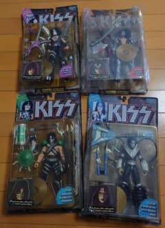 KISS アクションフィギュア 4体セット 97年製 - メルカリ