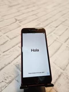 送料無料【SiMフリー】iPhone8 バッテリー100%のサムネイル
