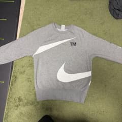 NIKE スウェット トレーナー グレー ビッグスウッシュのサムネイル