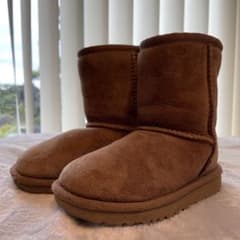 UGG ムートンブーツ　16cmのサムネイル