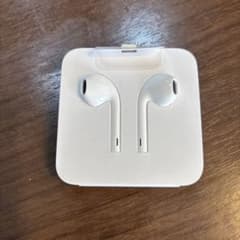 Apple EarPods 本体 ホワイト　ライトニングのサムネイル