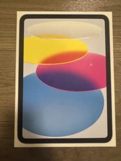 iPad本体 第10世代 ブルー MPQ13J/A 充電器付き - メルカリ