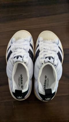 adidas パフィレッタ　ホワイト/ブラック スニーカーのサムネイル