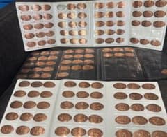 ディズニー スーベニアメダル コレクションアルバム 記念メダル 136枚セット ディズニー スーベニアメダル コレクションアルバム 記念メダル 136枚