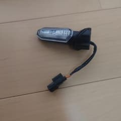 CBR250RR 左側のウインカー 33450-K64-J01 CBR250RR 左側のウインカー 33450-K64-J01 - メルカリ