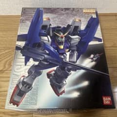 ガンダムプラモデル　1/100スケールマスターグレードモデルのサムネイル