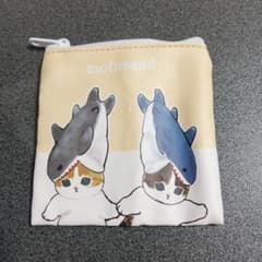 mofusand 猫とサメのイラストポーチのサムネイル
