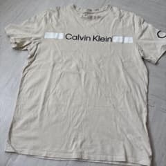 Calvin Klein ベージュ Tシャツ Mサイズのサムネイル