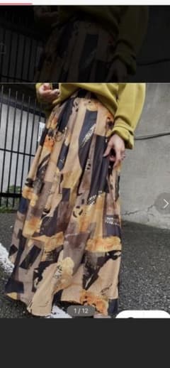 エミリータックフレアスカートのサムネイル