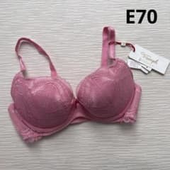 トリンプ ゴールドレーベル ブラジャー E70 ピンク 3060 - メルカリ