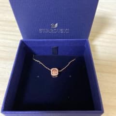 SWAROVSKIネックレスのサムネイル