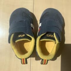 アシックス　スニーカー13cmのサムネイル