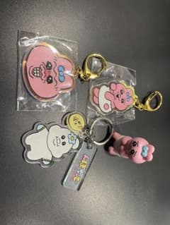 おぱんちゅうさぎ アクリルキーホルダー 4点セットのサムネイル