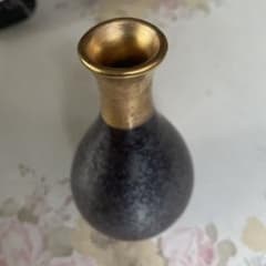 紫色と金色の陶器製徳利　悦山窯　金彩色 　　　2本セツトのサムネイル