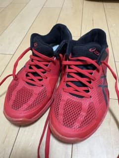 最終値下げ！ASICS ランニングシューズ レッド24.0cmのサムネイル