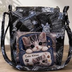【一点もの】子猫 ネコ　パネル生地 デニム風 ショルダーバッグ 肉球チャームのサムネイル