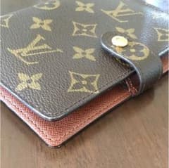 りお様専用     ルイヴィトン  手帳カバーのサムネイル