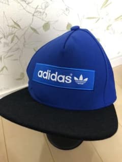 adidas キャップのサムネイル