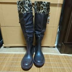 レインブーツのサムネイル