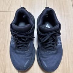 HOKA BONDI8スニーカー 25cm ブラックのサムネイル