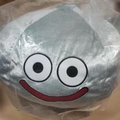 ドラゴンクエスト メタルスライム 大きなキラキラぬいぐるみ
