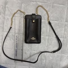 COACH スマホショルダーバッグ 黒のサムネイル