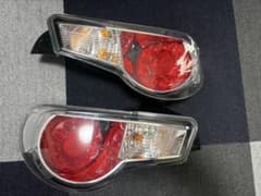 86 前期型 純正テールランプ左右セット - メルカリ