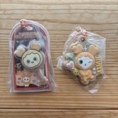 TWICE JIVELY ジヒョ　2個セットのサムネイル