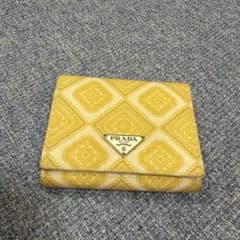 レア✨PRADA プラダ 三つ折り財布 幾何学模様ナイロン内レザーのサムネイル