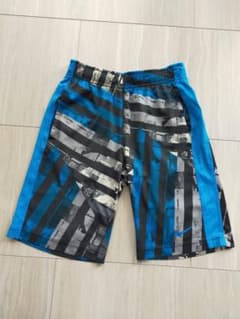 ナイキ　ハーフパンツのサムネイル