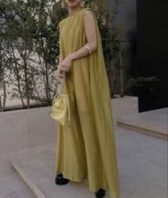 Y*M様 MEDI 2WAY CURTAIN ROMPERS　ameri vin Y*M様 MEDI 2WAY CURTAIN ROMPERS ameri vin - メルカリ