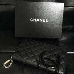 CHANELのサムネイル
