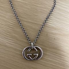 GUCCI シルバー ダブルGロゴ ペンダントトップ　ネックレスのサムネイル