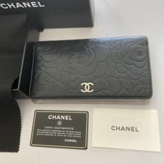 CHANEL フラワーエンボス カメリア ブラック長財布 - メルカリ