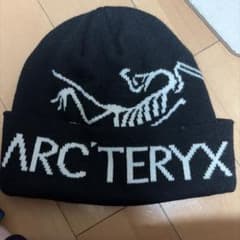 ARC'TERYX ビーニーのサムネイル
