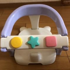 ベビーチェアーのサムネイル