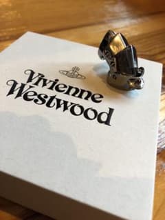 Vivienne Westwood アーマーリングのサムネイル