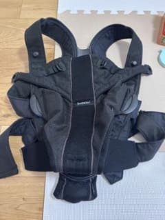 ①BABYBJORN 抱っこ紐 メッシュ ブラック　ベビービョルンのサムネイル
