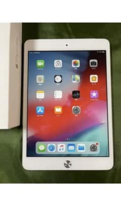 iPad mini 3 64GB Wi-Fi+Cellularのサムネイル