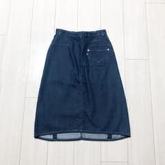ひざ丈スカートLevi's リーバイス 立体裁断 デニムスカートのサムネイル