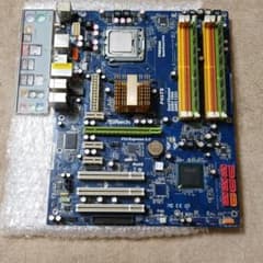ASRock P45TS マザーボード他のサムネイル