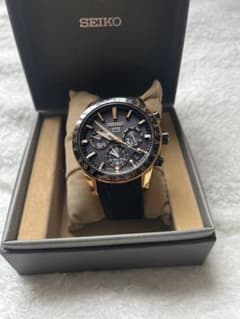 SEIKO クロノグラフ 時計 黒/金のサムネイル