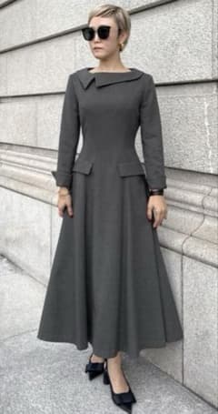 【Red1】JENNEアシンメトリーワンピースMグレー¥34980 Red1様専用】JENNEアシンメトリーワンピースMグレー¥34980 - メルカリ