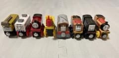 木製トーマス10台セットのサムネイル