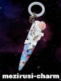 Y2Kめじるしアクセサリー ネイルチップ 花柄×リボンのサムネイル