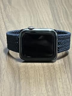 【週末値下げ】Apple Watch Series 4 44mm アルミニウムのサムネイル