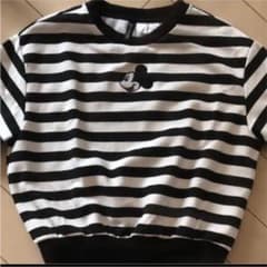 h&m ミッキー トップスのサムネイル