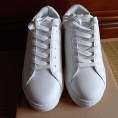 size UK9(27.5～28.0)　白スニーカーのサムネイル